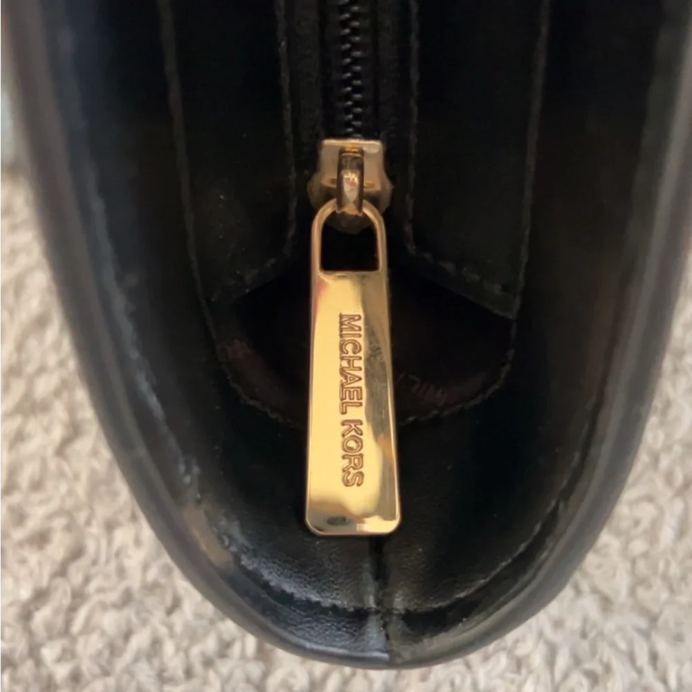 🦋 Michael Kors Black Signature Tote Bag🦋 - Picture 6 of 6